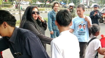 HUT Ketua Presidium FPII Gelar Acara Jurnalis Berbagi Kaum Duafa dan Anak Jalanan